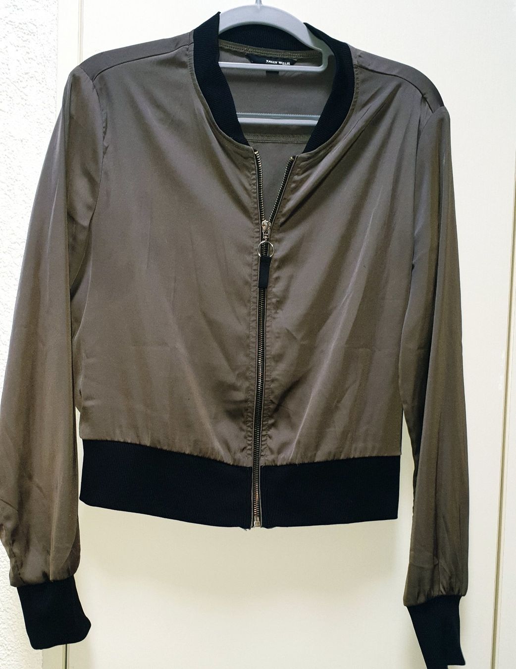 Giacche & Cappotti: Drei  Jacke – Usato da Thun venduto da Vinkaa 4