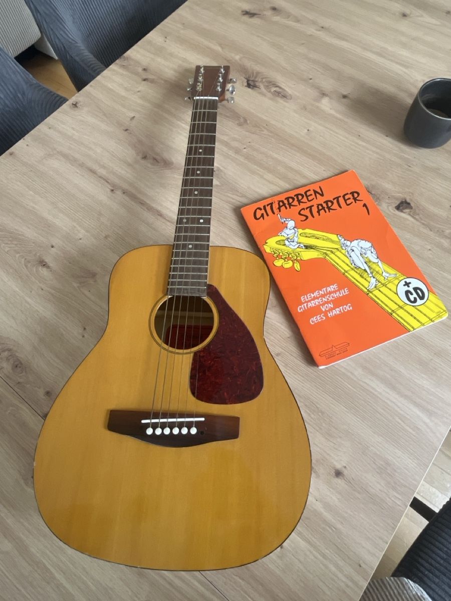 Yamaha Strumenti musicali: Gitarre Yamaha FG-Junior – Usato da St. Gallen venduto da delian