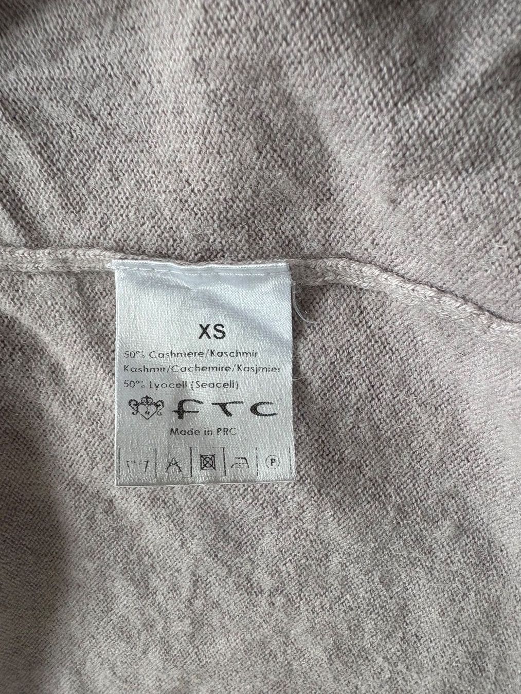 FTC Jacken: Strickjacke von FTC Cashmere Gr. XS – Gebraucht aus Zürich von triangular 4