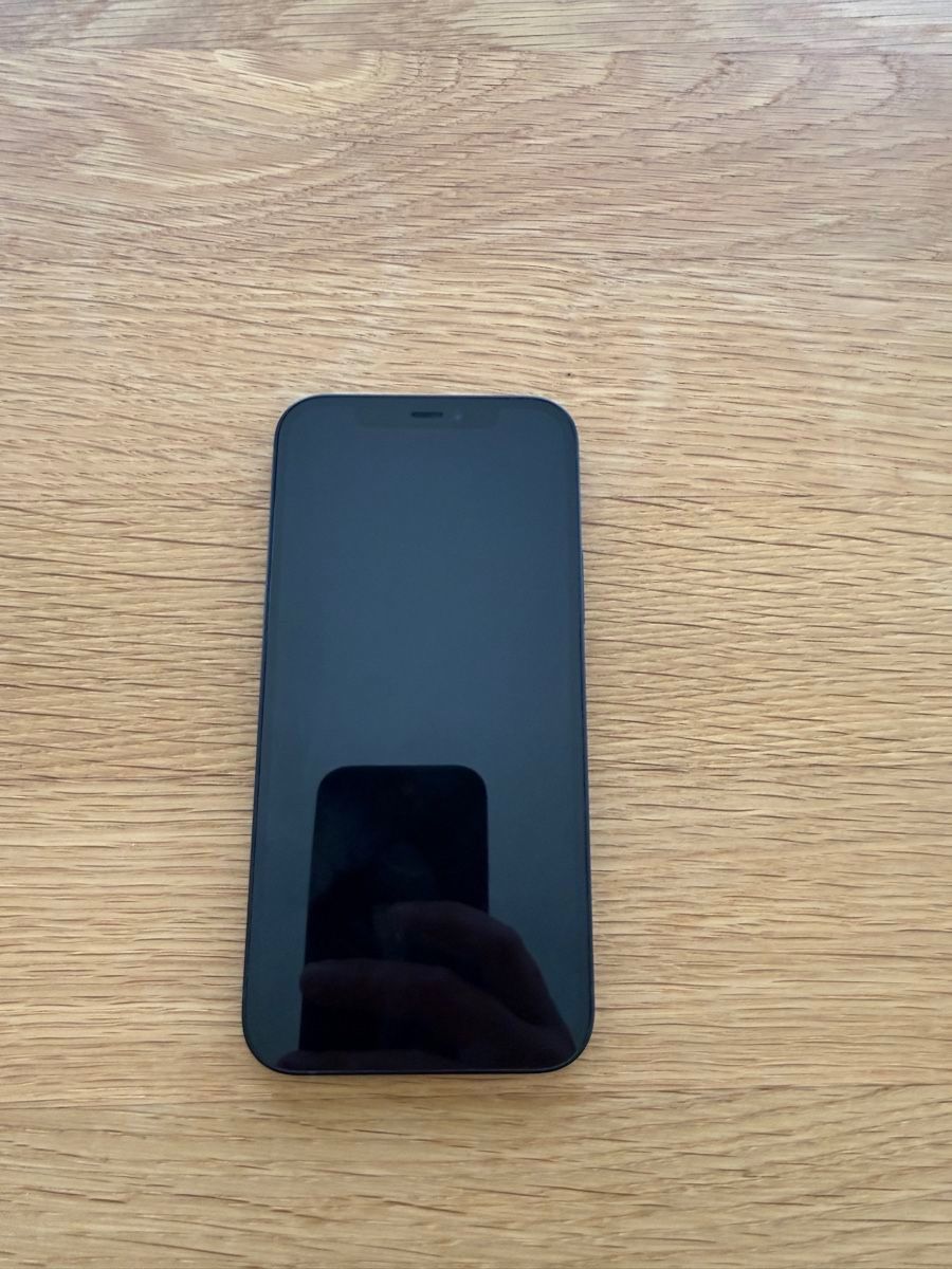 Apple Portables: iPhone 12 – D'occasion à Olten par danielpfluger84 1