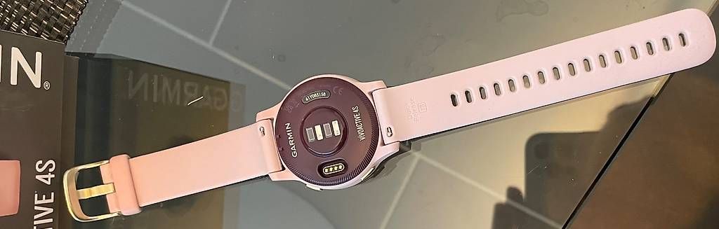 Smartwatch: GARMIN VIVOACTIVE 4S – Usato da Sierre venduto da ff0_rmp7 2