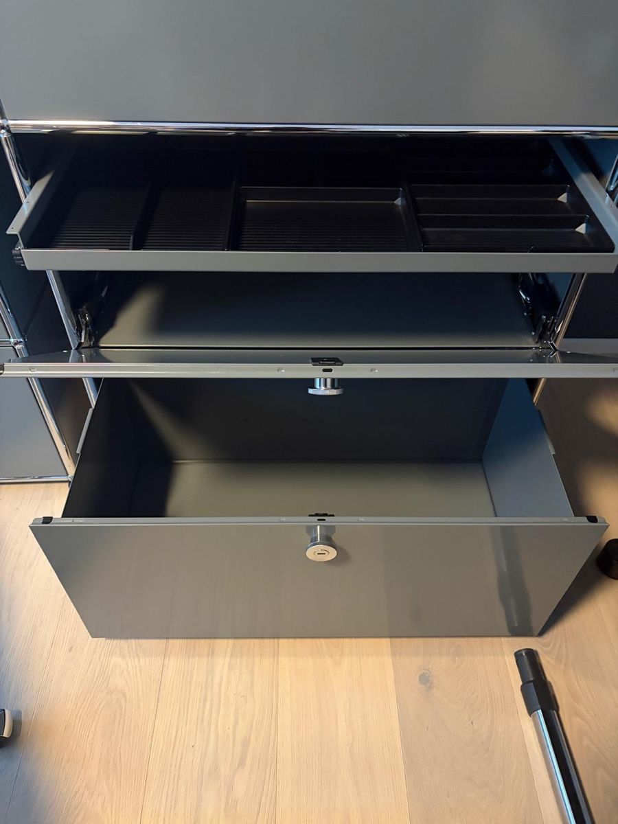 Kommoden: USM Highboard mittelgrau – Gebraucht aus Niederrohrdorf von 54Belaadpa43 1