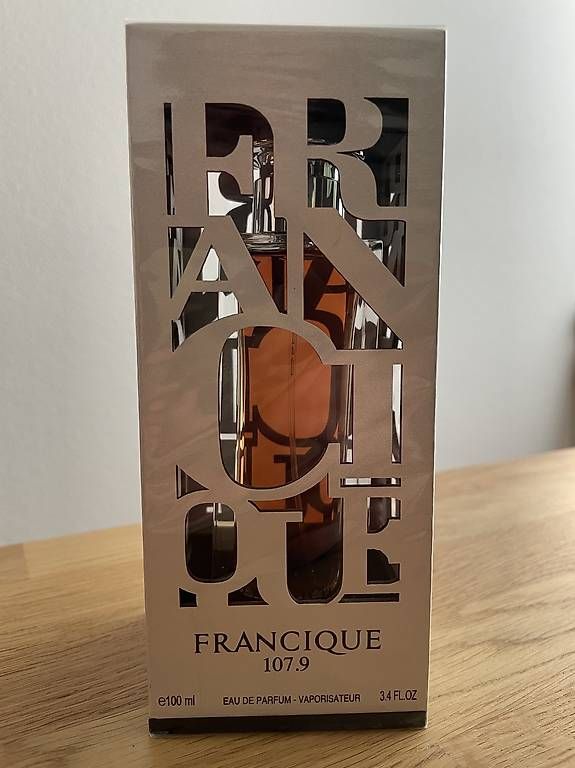 Parfum & Eau de Toilette: Francique 107.9 – Gebraucht aus Zürich von Abraflu 1