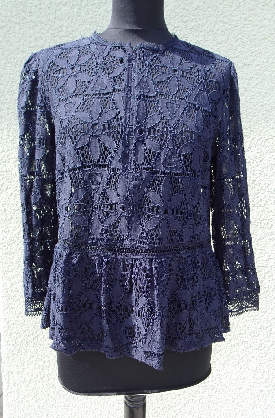 Comma Camicette: Comma Jacke Bluse spitze blau Gr 40 langarm – Usato da Winterthur venduto da blumeblau77