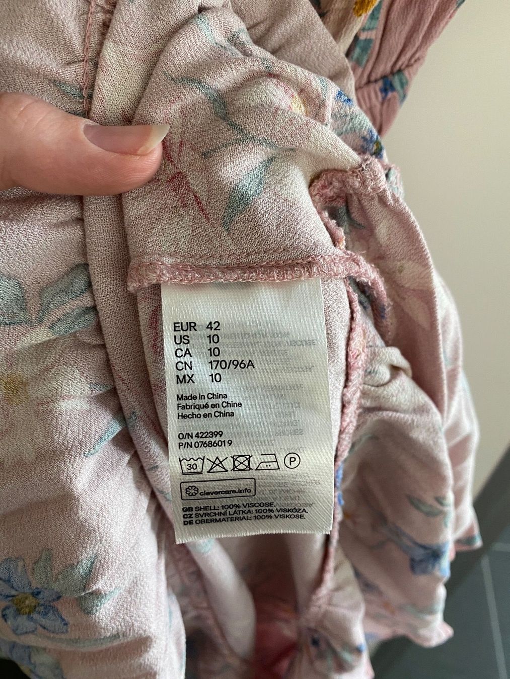 H&M Vestiti: H&M Rosa Midi Kleid Gr. 42 – Usato da Baden venduto da CompraCaro 3
