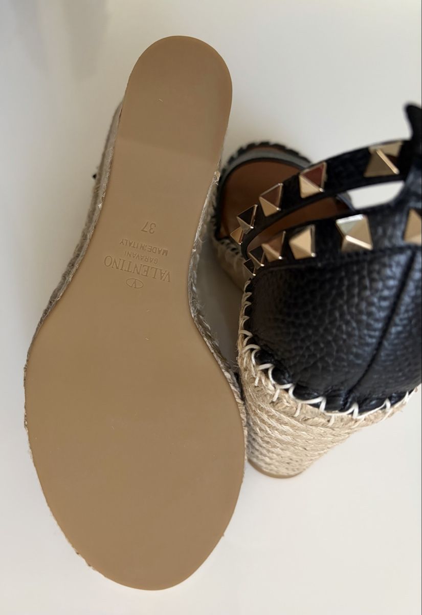 Valentino Scarpe da donna: Valentino Garavani Rockstud Sandals Gr. 37 – Nuovo e nell'imballaggio originale da Schaffhausen venduto da London114 3