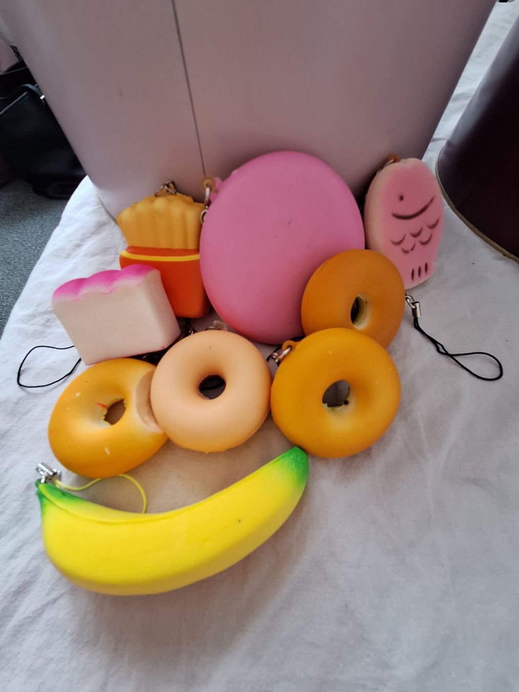 Spielzeuge: Food Squishies anhänger – Gebraucht aus Honau von sams09 1