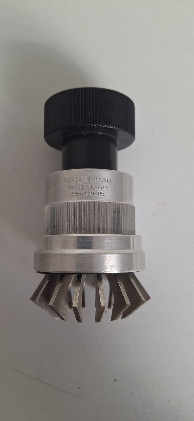 Bergeon Alle Werkzeuge: pince araignée bergeon glace de montre – Gebraucht aus Courtételle von emi_vv6t