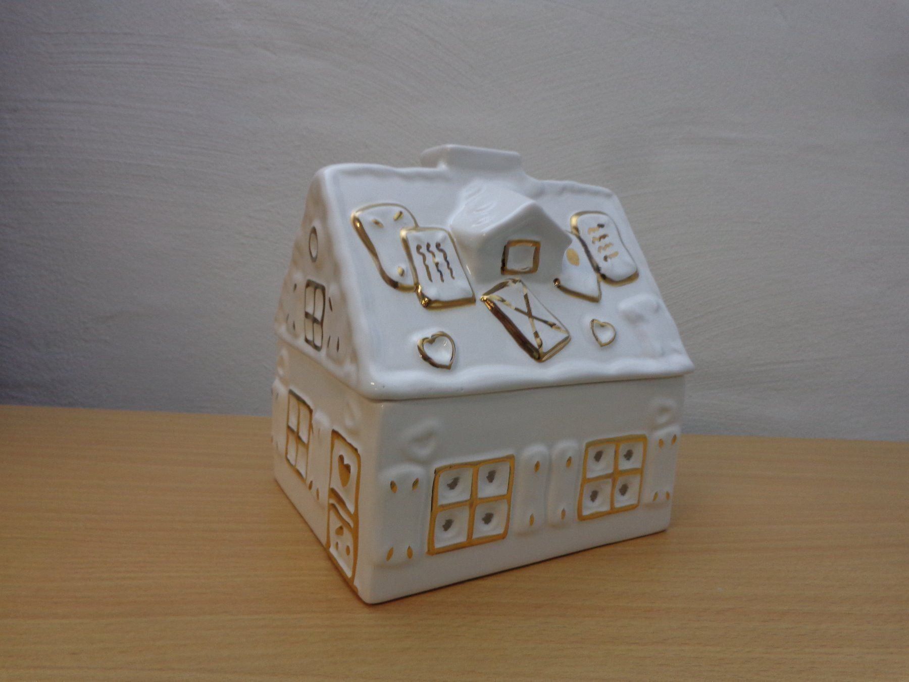 Tutte le decorazioni: Hexenhüüsli – Usato da Oberhallau venduto da puper5 2