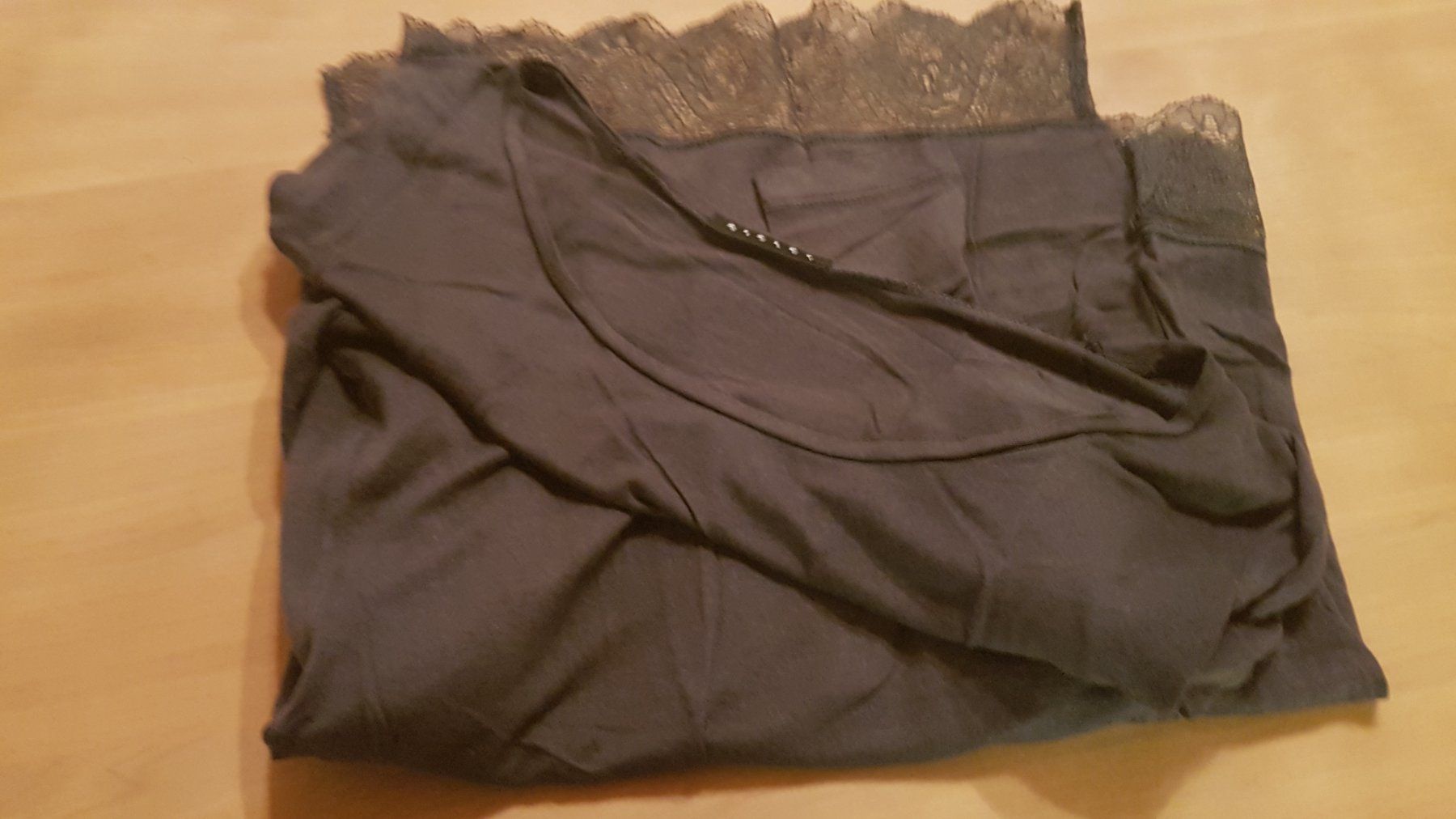Sisley Pullover & Sweatshirts: Pull léger taille XS marque Sisley dentelle sur le bas – Gebraucht aus Villiers von san_jn5w 8