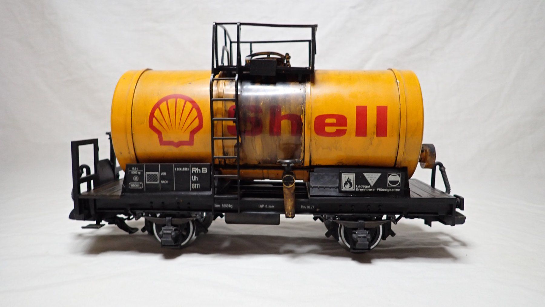 LGB Modellini di ferrovie: LGB 4040 Shell® Kesselwagen – Usato da Mettmenstetten venduto da Nose 1