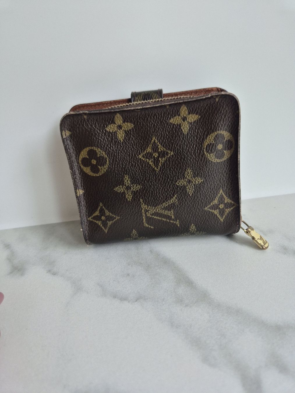 Louis Vuitton Portamonete: Louis Vuitton Portemonnaie Compact Zip Wallet – Usato da Weisslingen venduto da Airgate 1