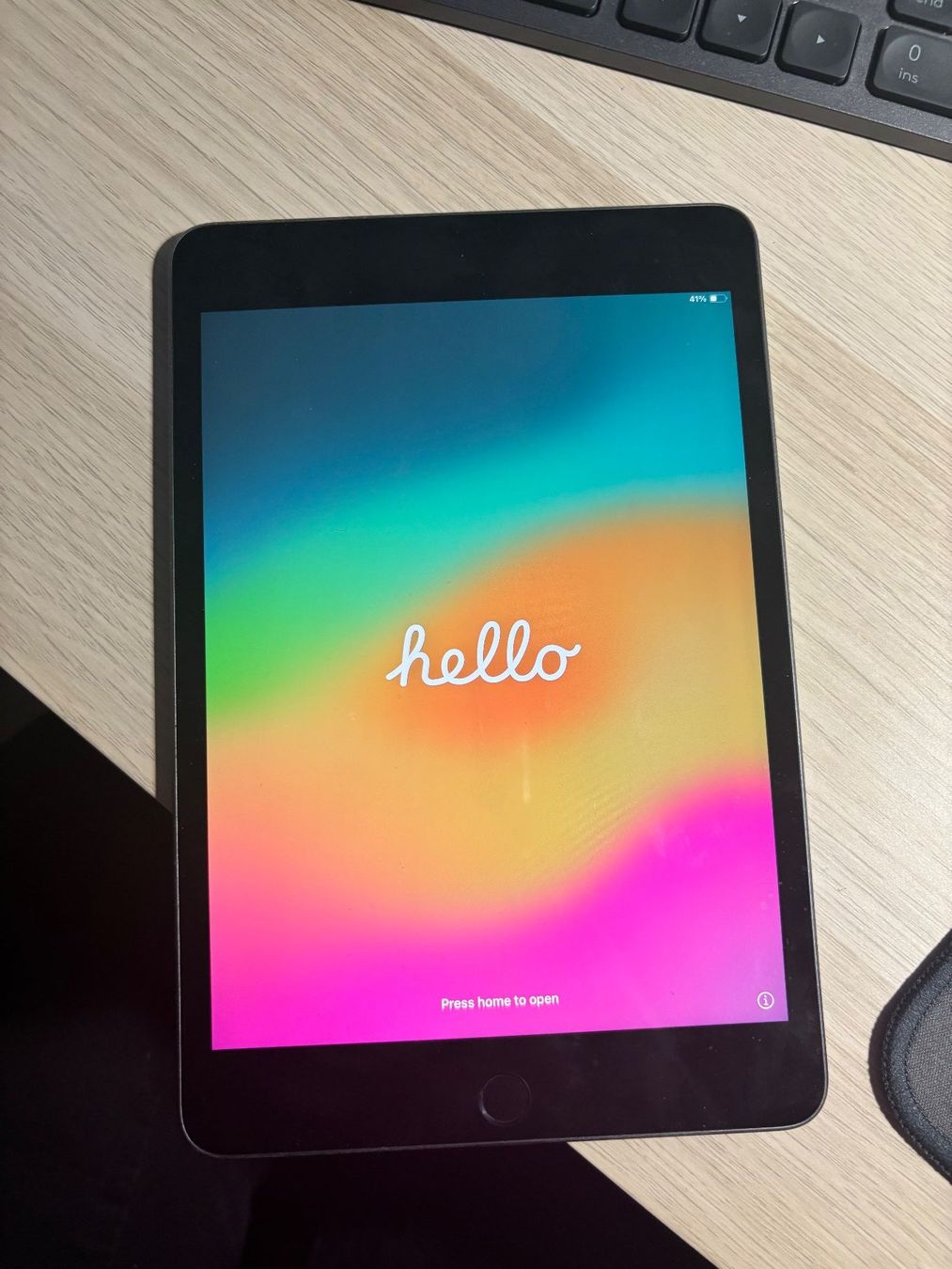 Apple Tablet PC: Apple iPad Mini 4 - Gris, Bon état – Usato da Kerzers venduto da pt_renato93 2