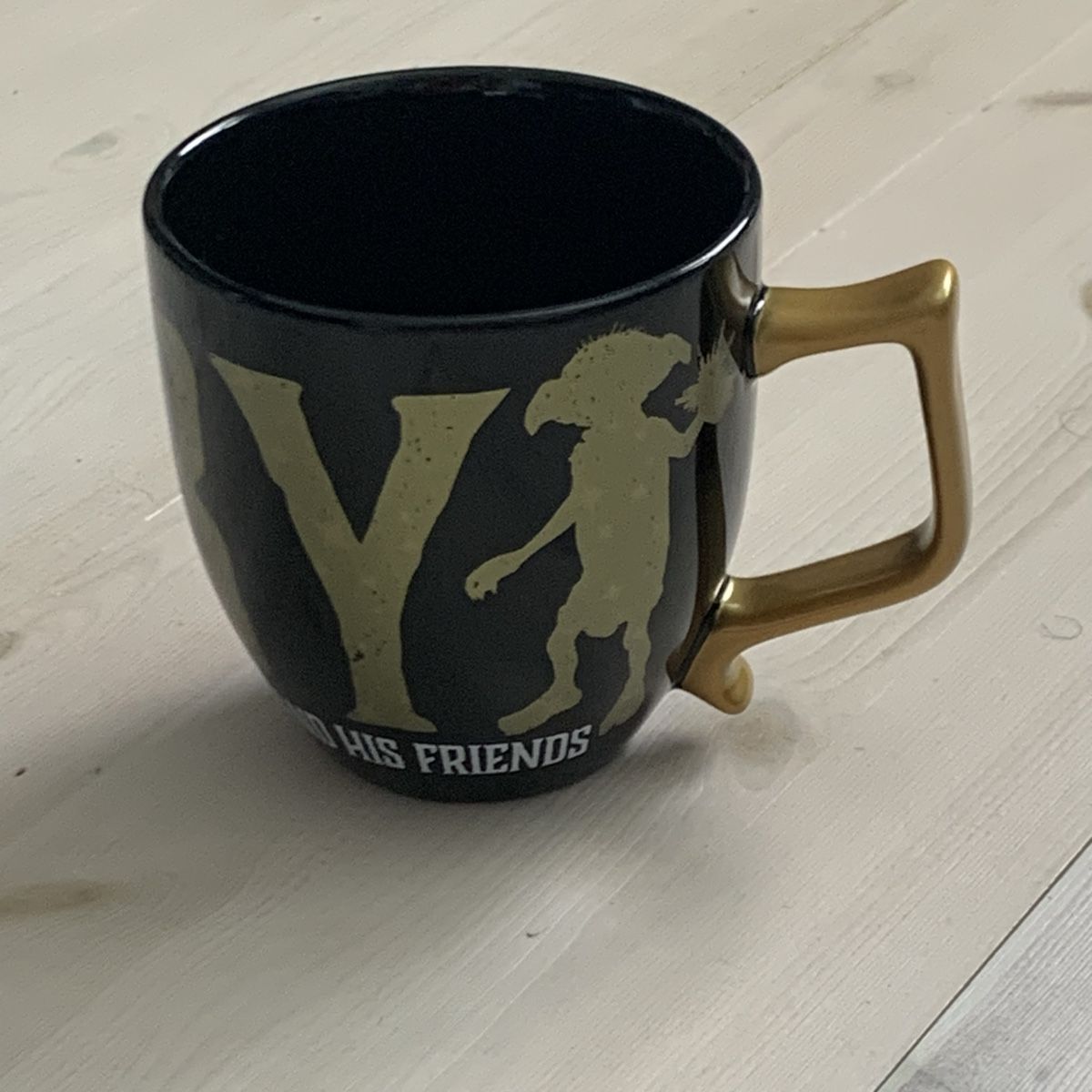 Tazze: Harry Potter Tasse /Dobby / mit Gold Henkel – Usato da Hinteregg venduto da GARANTA