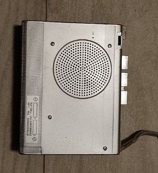 Sanyo Lettore multimediale portatile: Kassettenrecorder Retro Sanyo – Usato da Niederwil SG venduto da berger.niederwil 1
