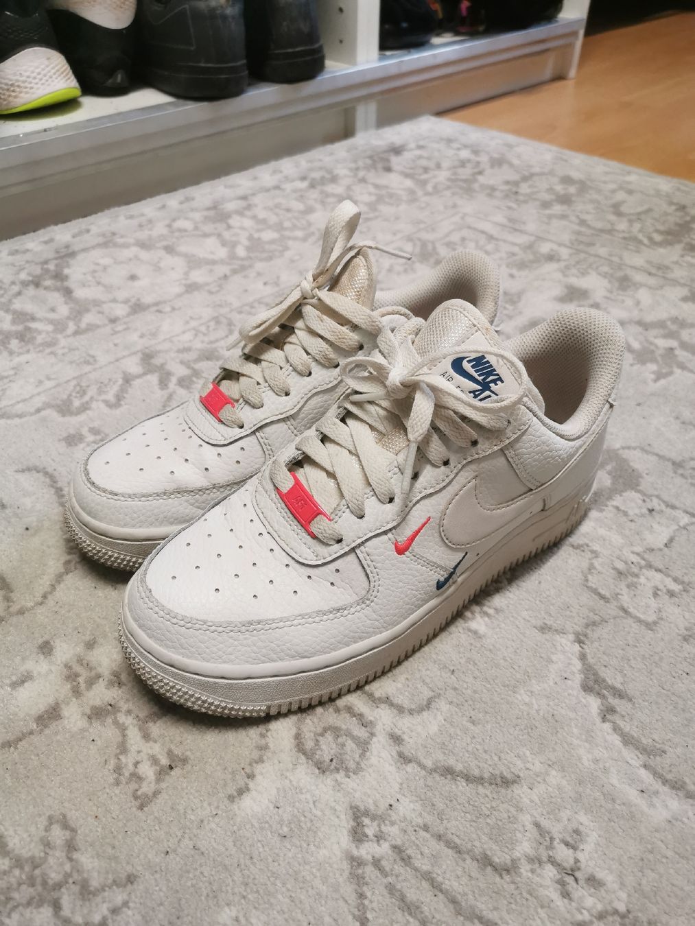Nike Chaussures femmes: Nike Air Force – D'occasion à Rickenbach SO par andruli 1