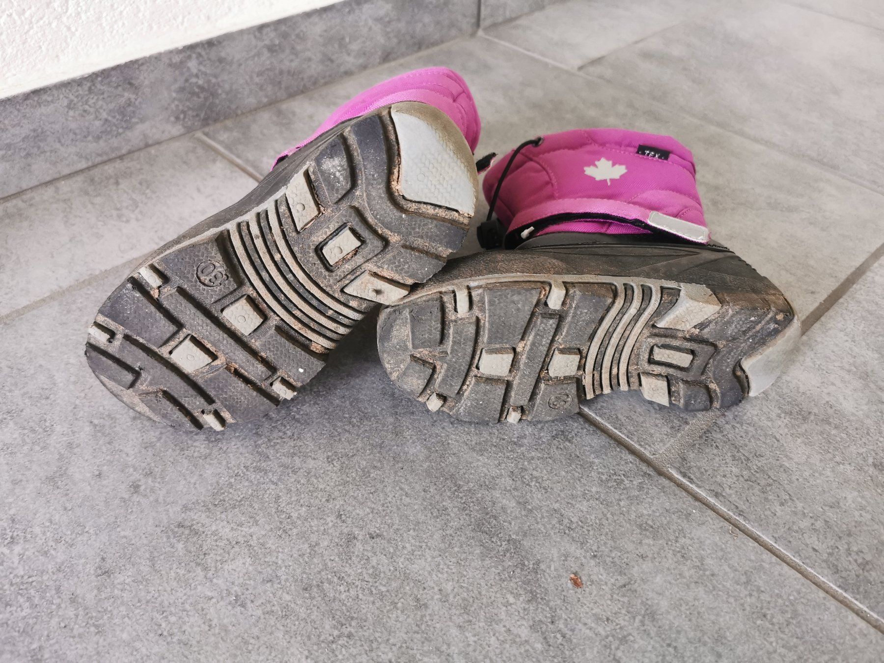Scarpe per ragazze: Warme Kinderschuhe Gr. 30 – Usato da Herzogenbuchsee venduto da knisteri 2