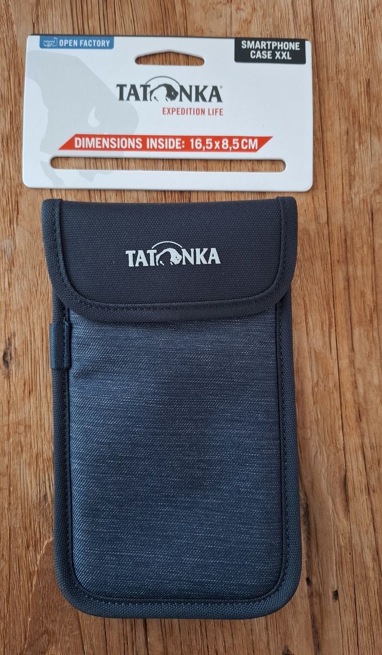 Covers & Schutzfolien: TATONKA Smartphone Case XXL blau – Neu (gemäss Beschreibung) aus Aarau von toni1954