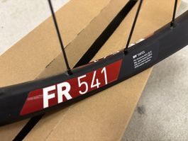 29er Vorderrad DT Swiss FR 541/370