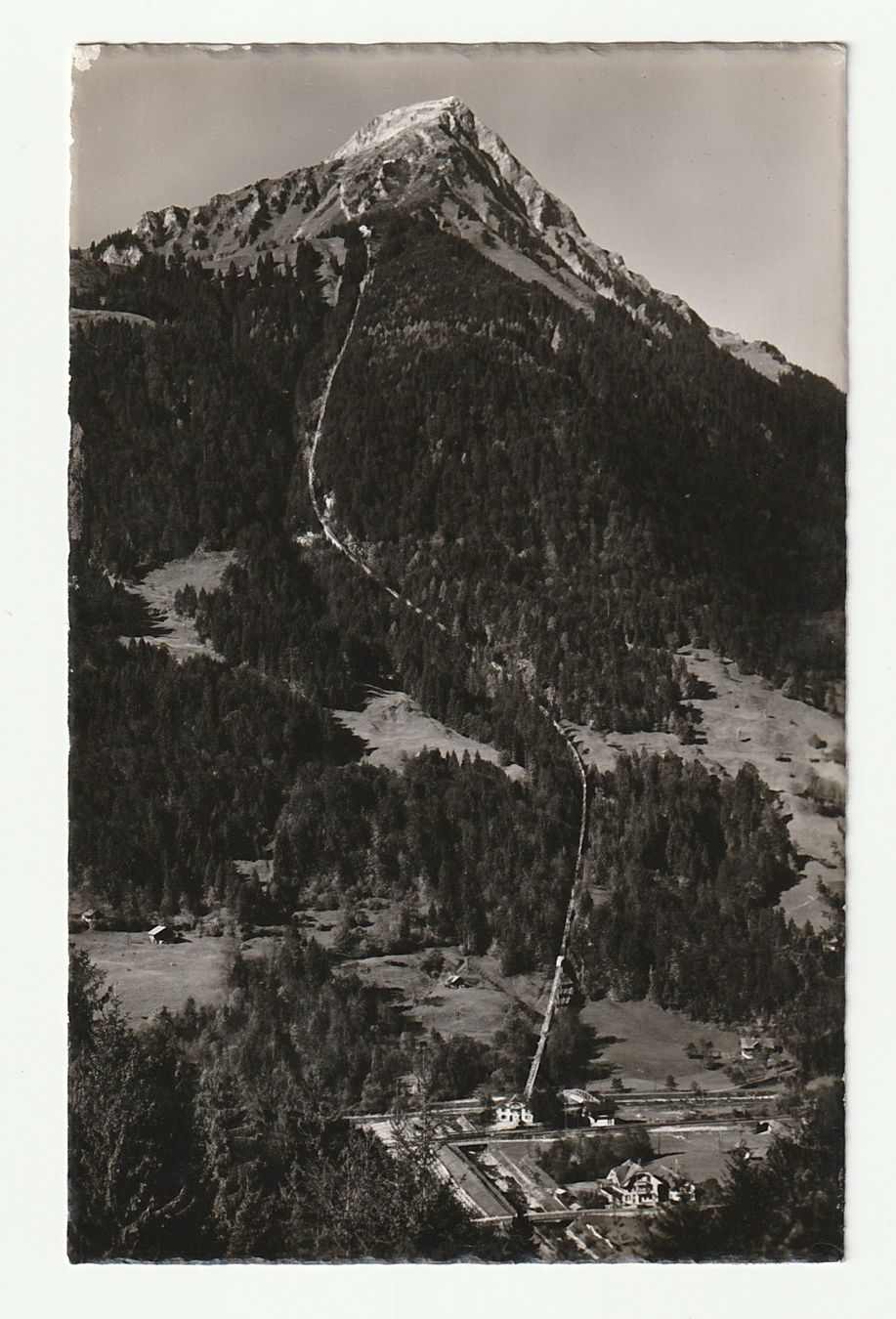 Cartes postales: Ansichtskarte Niesenbahn mit Talstation 17.06.1955 – D'occasion à St. Gallen par Ricardo_Deals