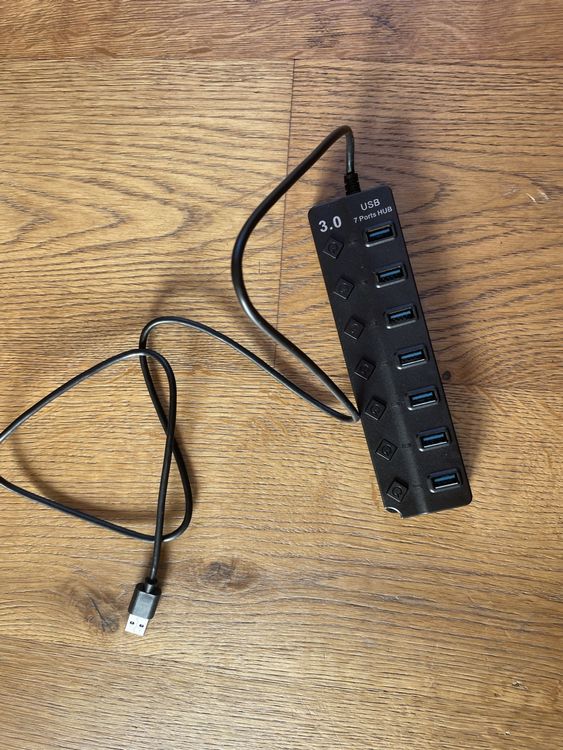Hubs & Switches: 7-fach USB 3.0 Hub Adapter mit USB Port – Neuf (Voir description) à Engelberg par mrn4