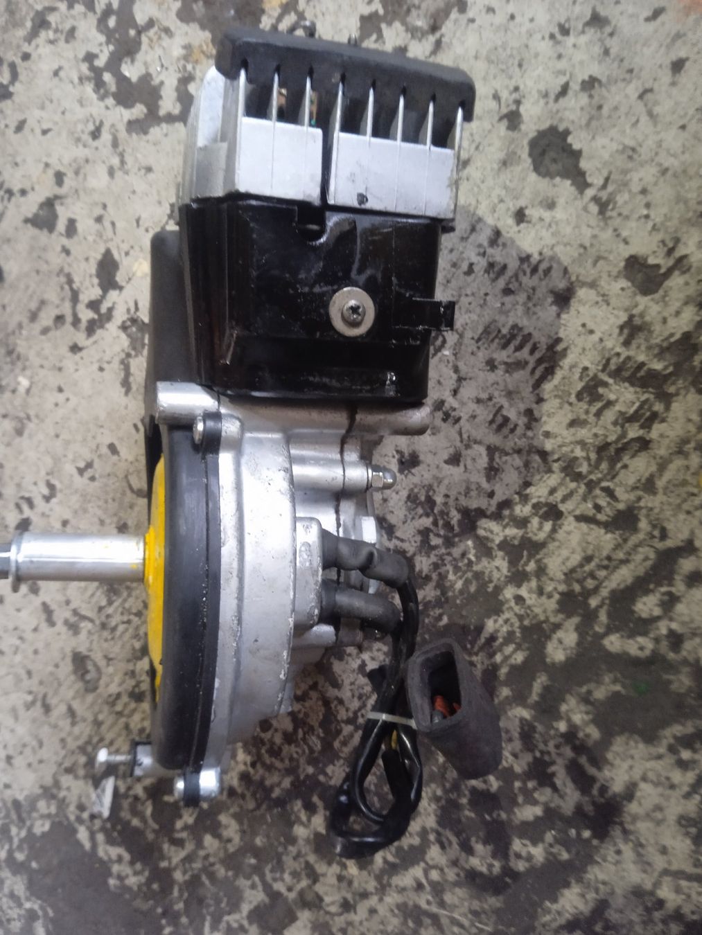 Parti ricambio per ciclomotori: Piaggio Si ptt Elektronischer Motor.lauft – Usato da Fulenbach venduto da Elektronik 3