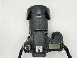 Canon EOS 60D Digital Camera mit Objektiv 18-135mm