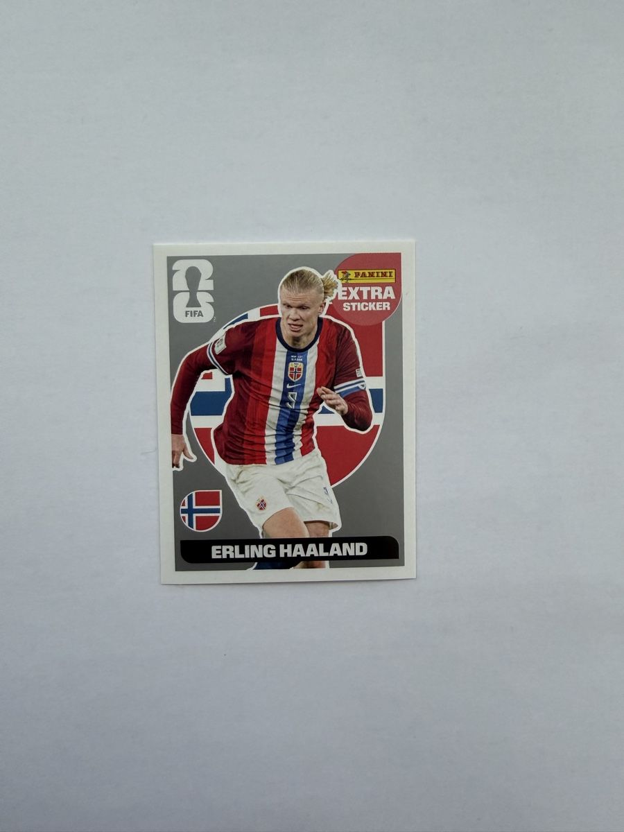 Panini Carte collezionabili: Extra Sticker Panini - ERLING HAALAND (SILVER) – Nuovo e nell'imballaggio originale da Bassecourt venduto da Eagle1903
