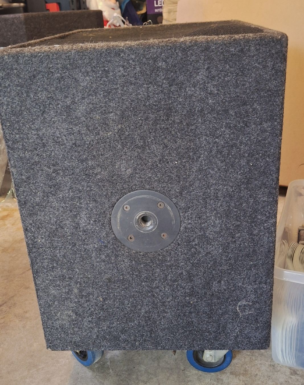 Casse acustiche: 4 Boxen 2 Subwoofers – Usato da Aadorf venduto da esq_xj7z 7