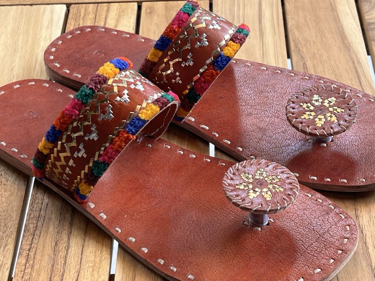 Scarpe da donna: Authentic Nepalese Sandals - size 6 – Nuovo e nell'imballaggio originale da Ponte Capriasca venduto da lev002s 3