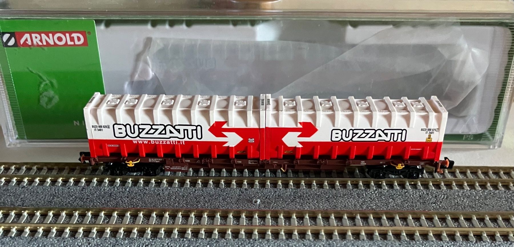 Arnold Modellini di ferrovie: Arnold FS, carro porta container Sgnss, con 2 bulk-container – Nuovo e nell'imballaggio originale da Dompierre VD venduto da immorentes