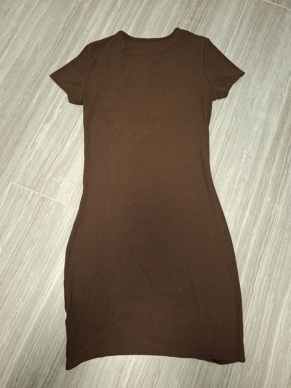 Vestiti: Robe brune taille S – Usato da Ecublens FR venduto da ame_y8tq 2