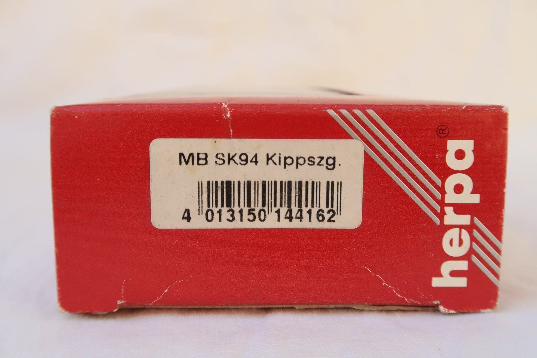 Herpa Modellautos: Herpa MB SK 94 Kipper "Hans de Beyer" – Neu und originalverpackt aus Muttenz von Laeckerlihamschter 3