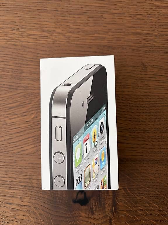 Apple Portables: iPhone 4s Verpackung – D'occasion à Wittenbach par bur_6d85