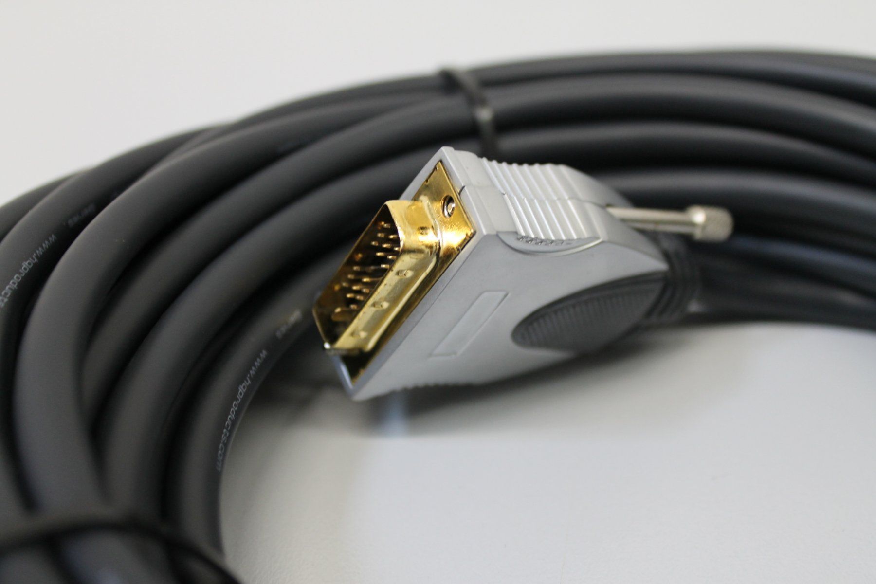 Cavi: HDMI-DVI Kabel 10m – Usato da Hochdorf venduto da av-electronics 7