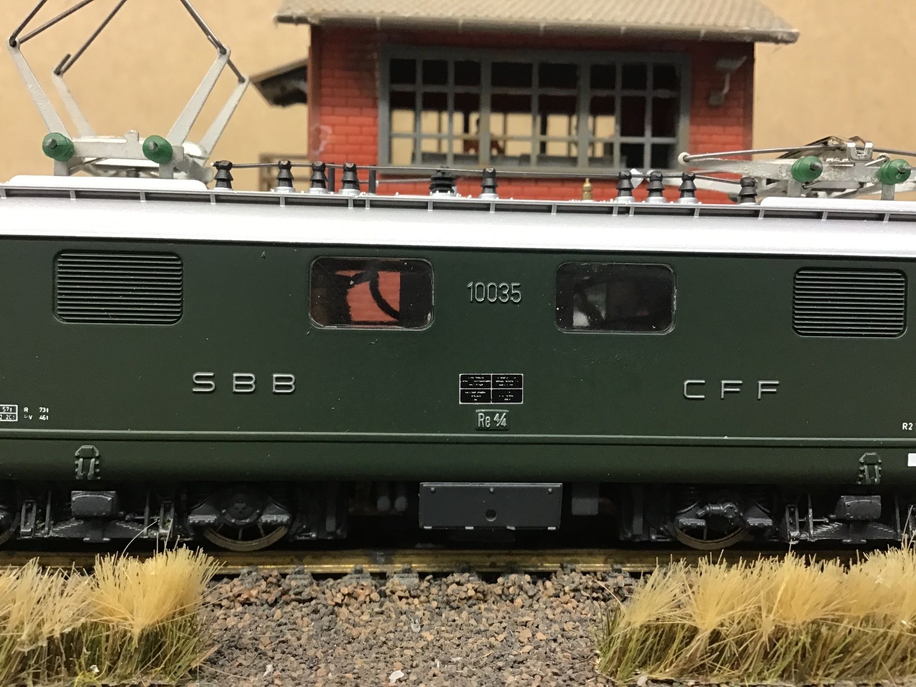 Hag Modellini di ferrovie: HAG RE 4/4 I WECHSELSTROM NR.220 – Nuovo (secondo la descrizione) da Männedorf venduto da Modelle-aller-Art 3