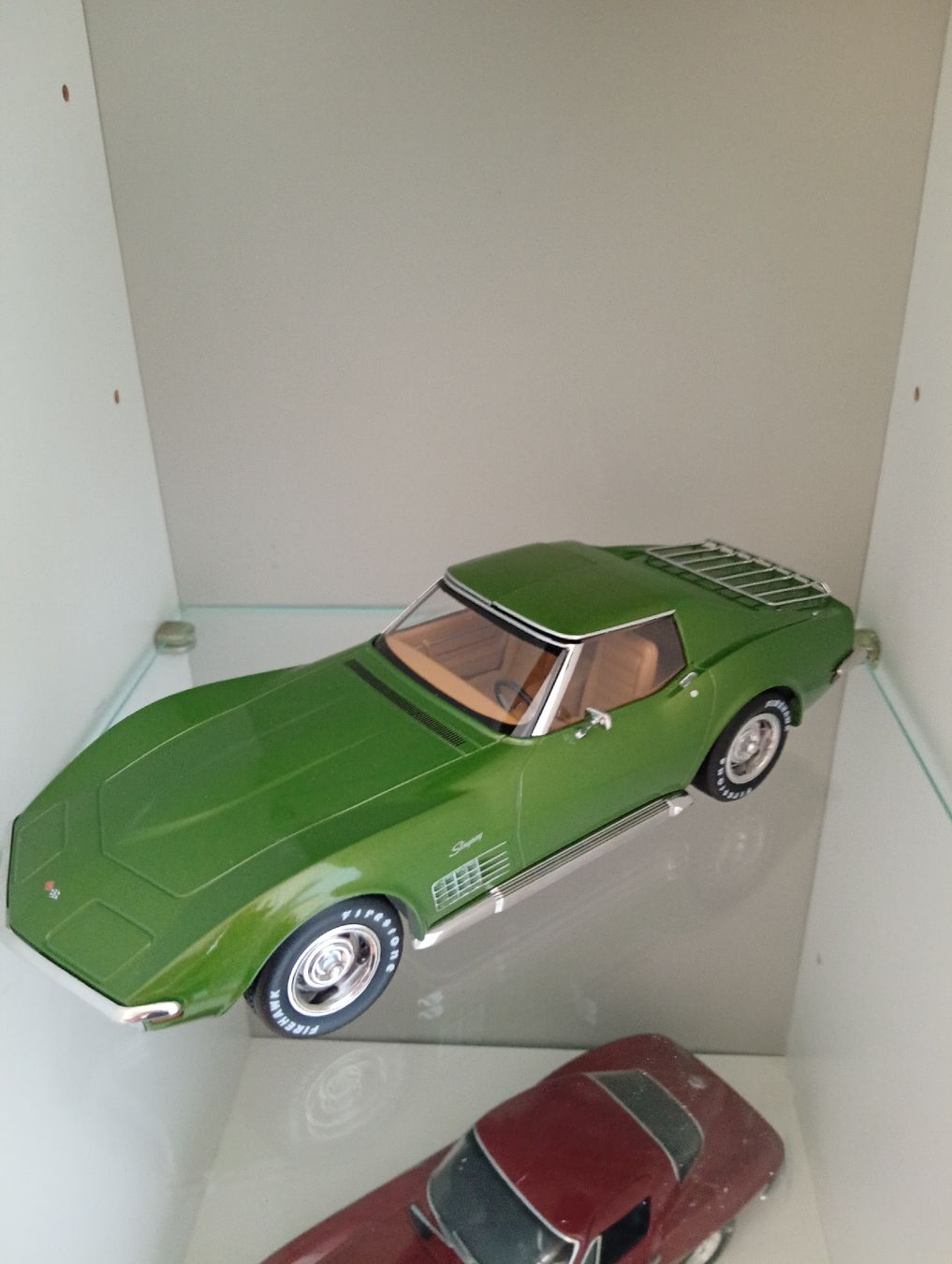 Chevrolet Modellini d'auto: a vendre Corvette 1/18 occasion – Usato da Cernier venduto da Mickey883945 2