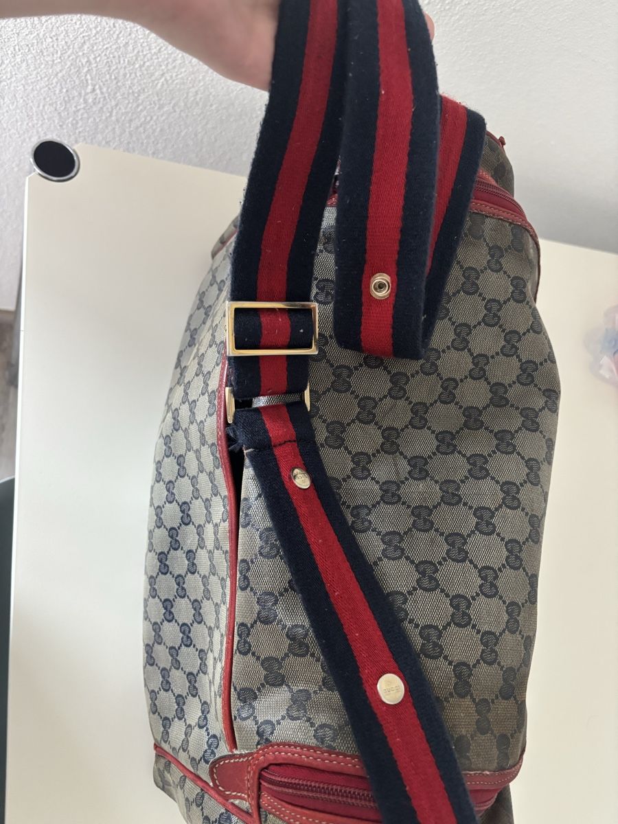 Gucci Taschen: Gucci Wickeltasche stark gebraucht – Gebraucht aus Höri von Celine.11 9