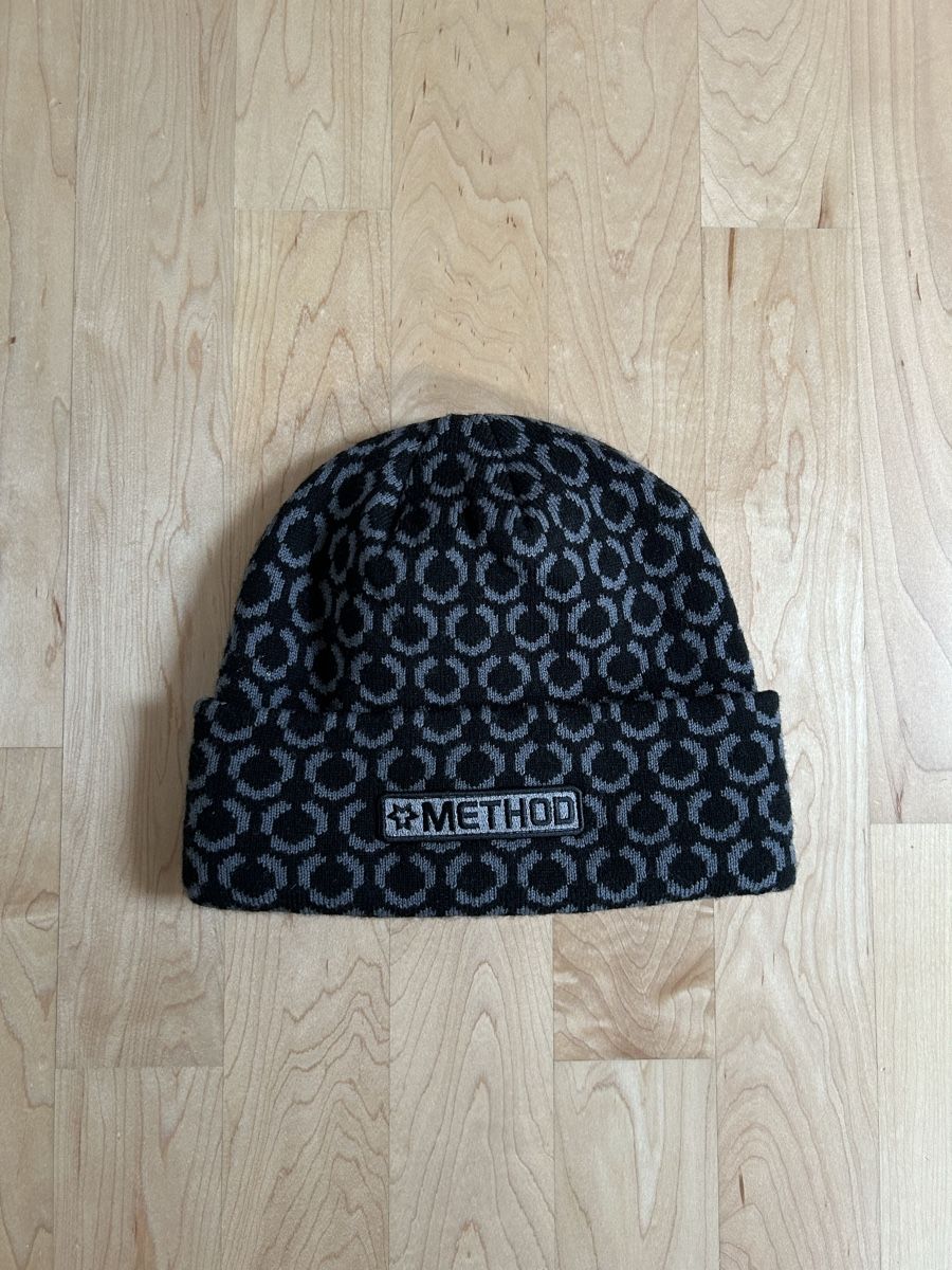 Copricapi, berretti & cappellini: Method Mag Beanie – Usato da Trin venduto da luka.silling