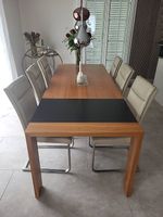 Esszimmertisch mit 6 Lederstühlen (Schwinger)