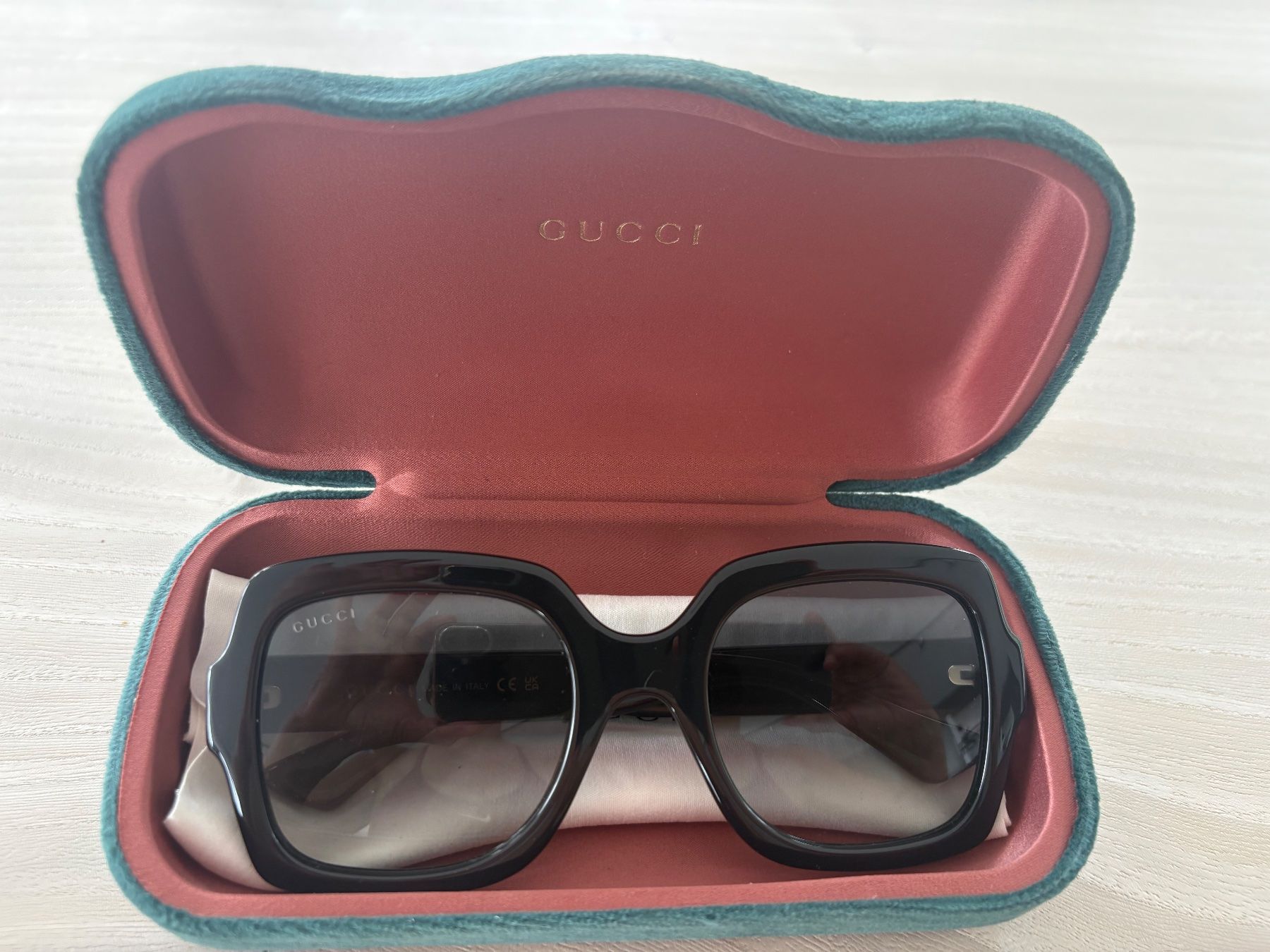 Brillen & Gläser: Sonnenbrille Gucci – Gebraucht aus Bottmingen von Vela3