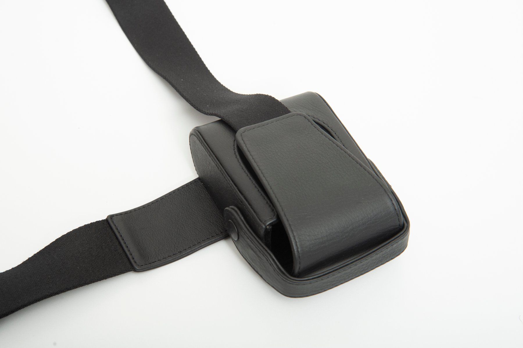 Leica Fotocamera: Leica Q2 Holster – Usato da Lausanne venduto da Phlox02 4