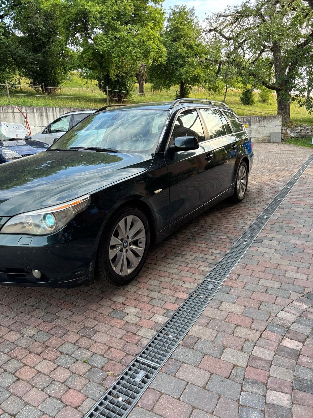 BMW Autos: BMW 545 VOLLAUSSTATTUNG – Gebraucht aus Meikirch von Fabs203 1