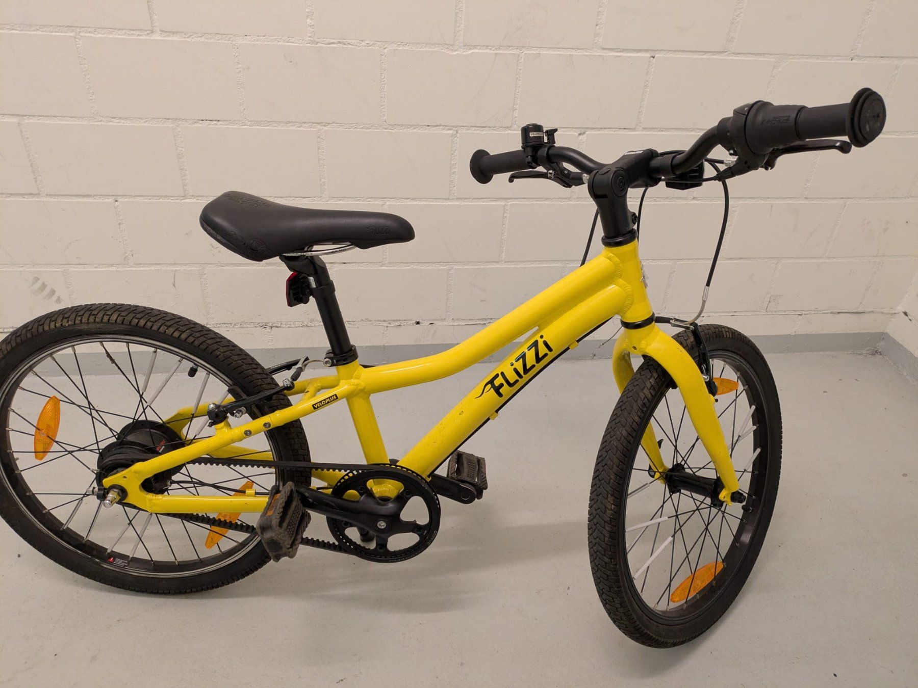 Flizzi Velos: FLiZZi 20 RIEMEN Kindervelo / gelb / 20 ZOLL – Gebraucht aus St. Gallen von Radiosuperaktiv 2
