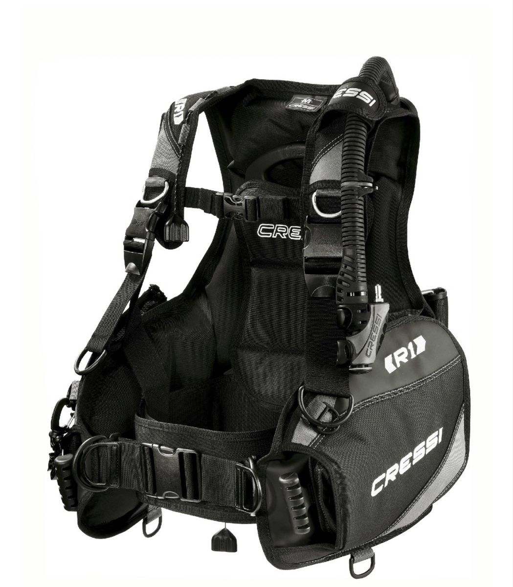 Cressi Mute per immersioni: Tarierjacket Cressi R1 Gr. L – Nuovo e nell'imballaggio originale da Pfäffikon ZH venduto da Deko-Stopp