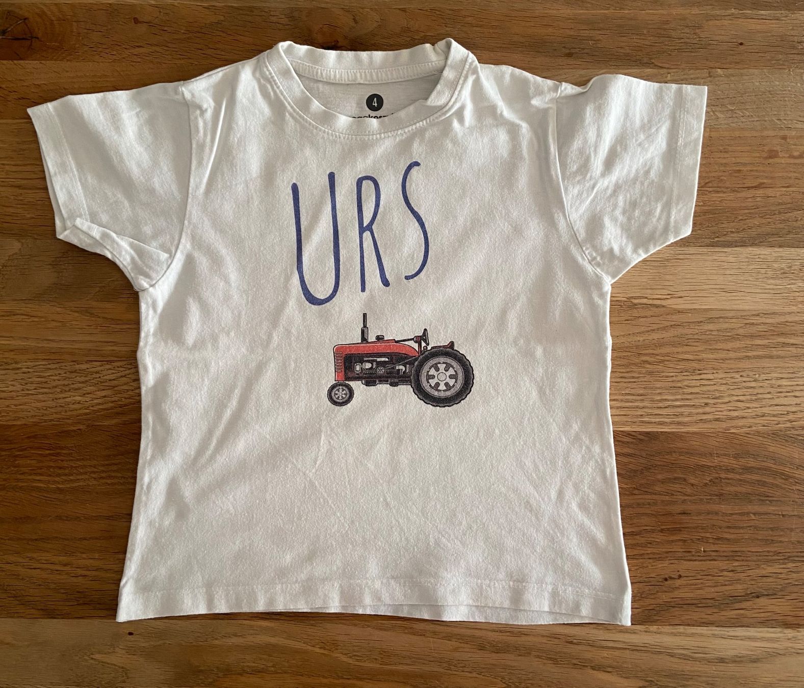 Camicie, T-shirt & Polo: Tshirt TRAKTOR, 104/110cm, Baumwolle – Usato da Bassersdorf venduto da och_928l