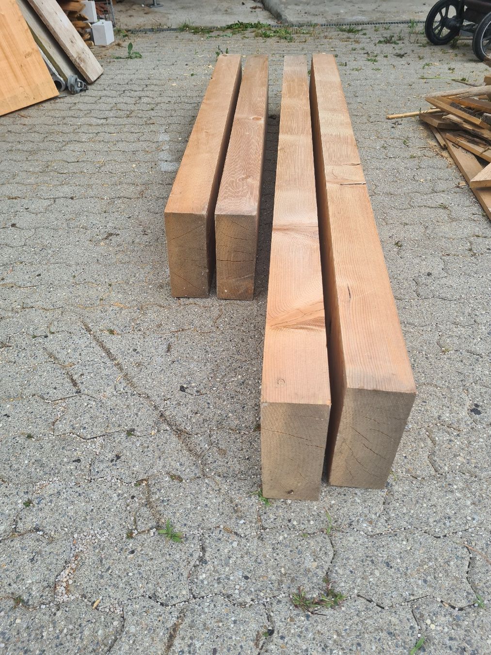 Articoli in legno: Baumaterial Holz – Usato da Düdingen venduto da Boongo