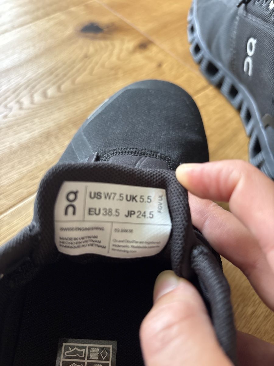 On Herrenschuhe: On Cloud Waterproof Schuhe NEU* – Neu und originalverpackt aus Flums Hochwiese von sluechi 4