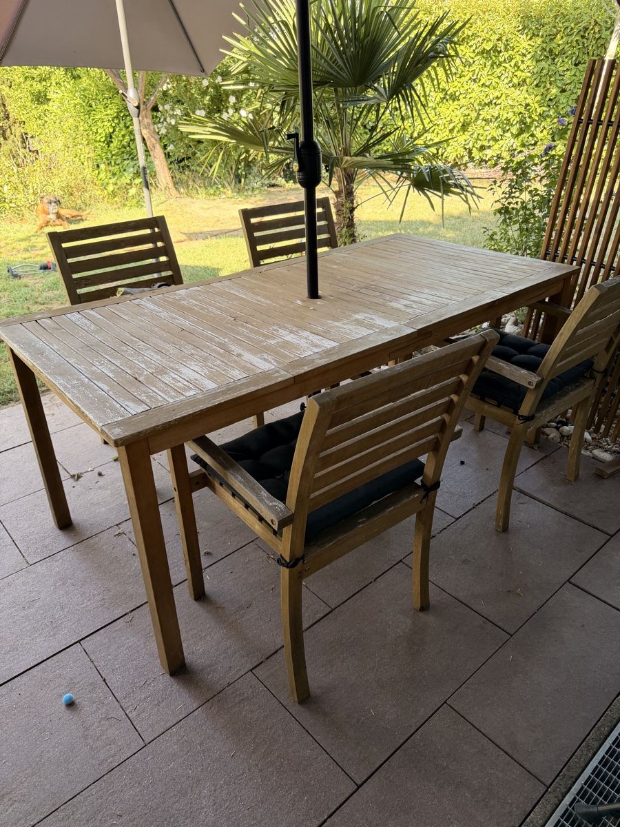 Set di tavolo e panche: Gartentisch mit 4 Stühlen – Usato da Niederhasli venduto da stessence