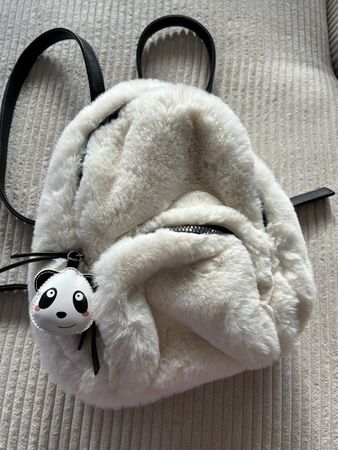 Sac à dos blanc en fausse fourrure et panda